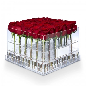 квадратная акриловая коробка для роз