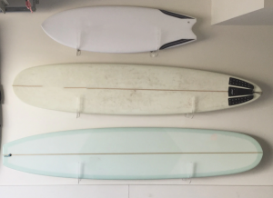 прозрачная акриловая настенная вешалка для доски для серфинга 