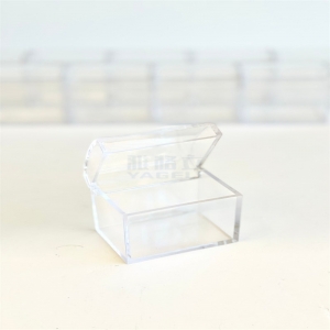 прозрачная акриловая коробка для конфет
 