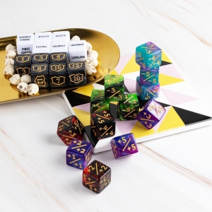 63 кубика MTG для карточных игровых аксессуаров 